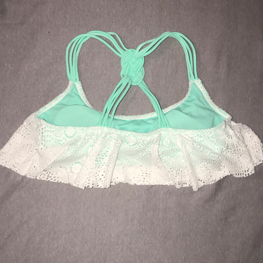 Bundle Swimsuit Tops ☀️ - Picture 3 of 3